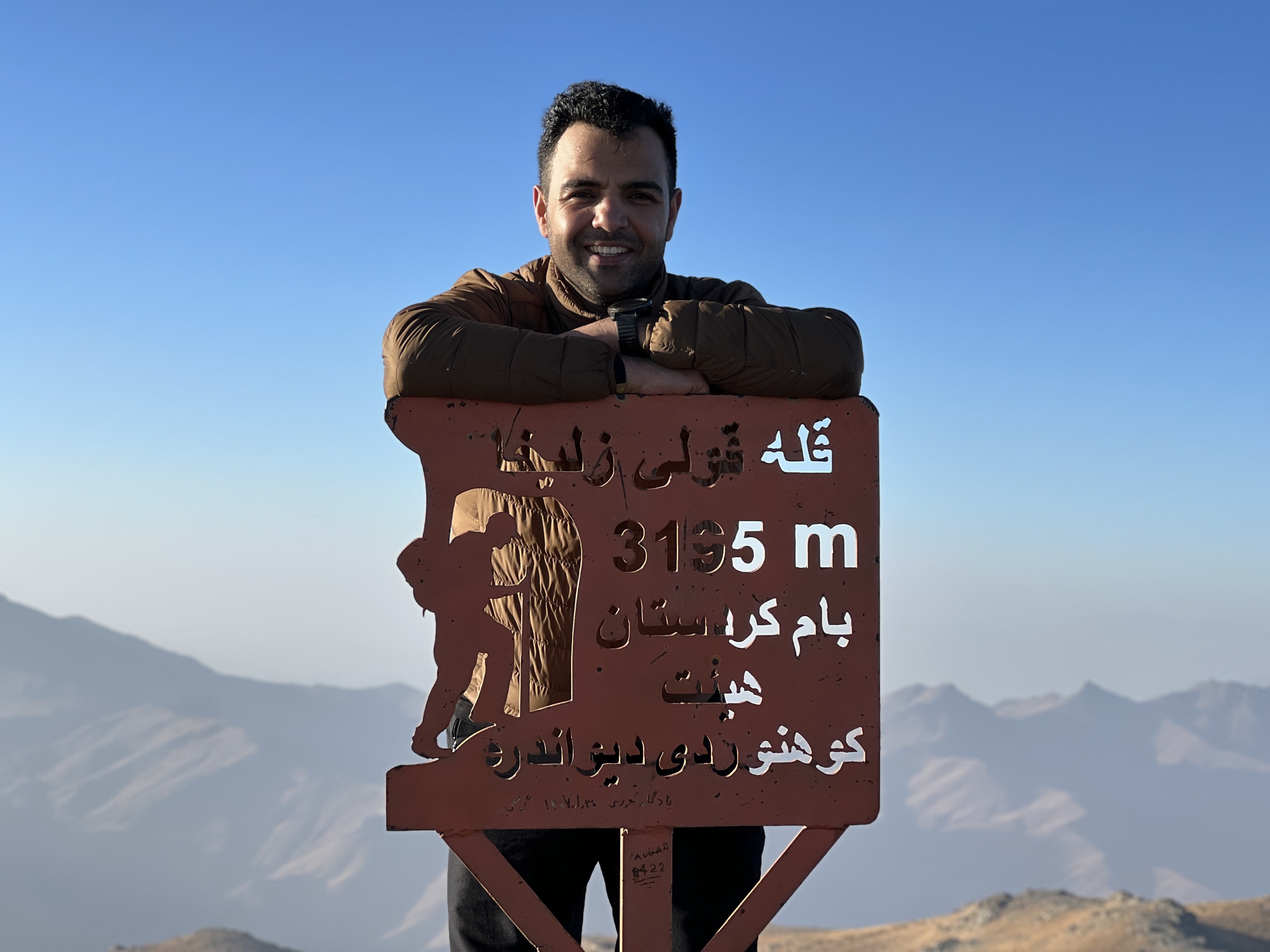 گزارش صعود به قله قولی زلیخا بام کردستان